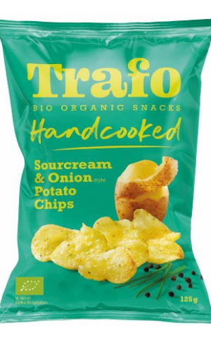 CHIPSY ZIEMNIACZANE CIENKO KROJONE O SMAKU ŚMIETANKOWO - CEBULOWYM BIO 125 g - TRAFO